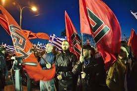 Bildet kan inneholde: flagg, mennesker, begivenhet, opprør, marching.