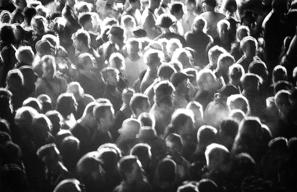Black and white photo of a concert audience.
